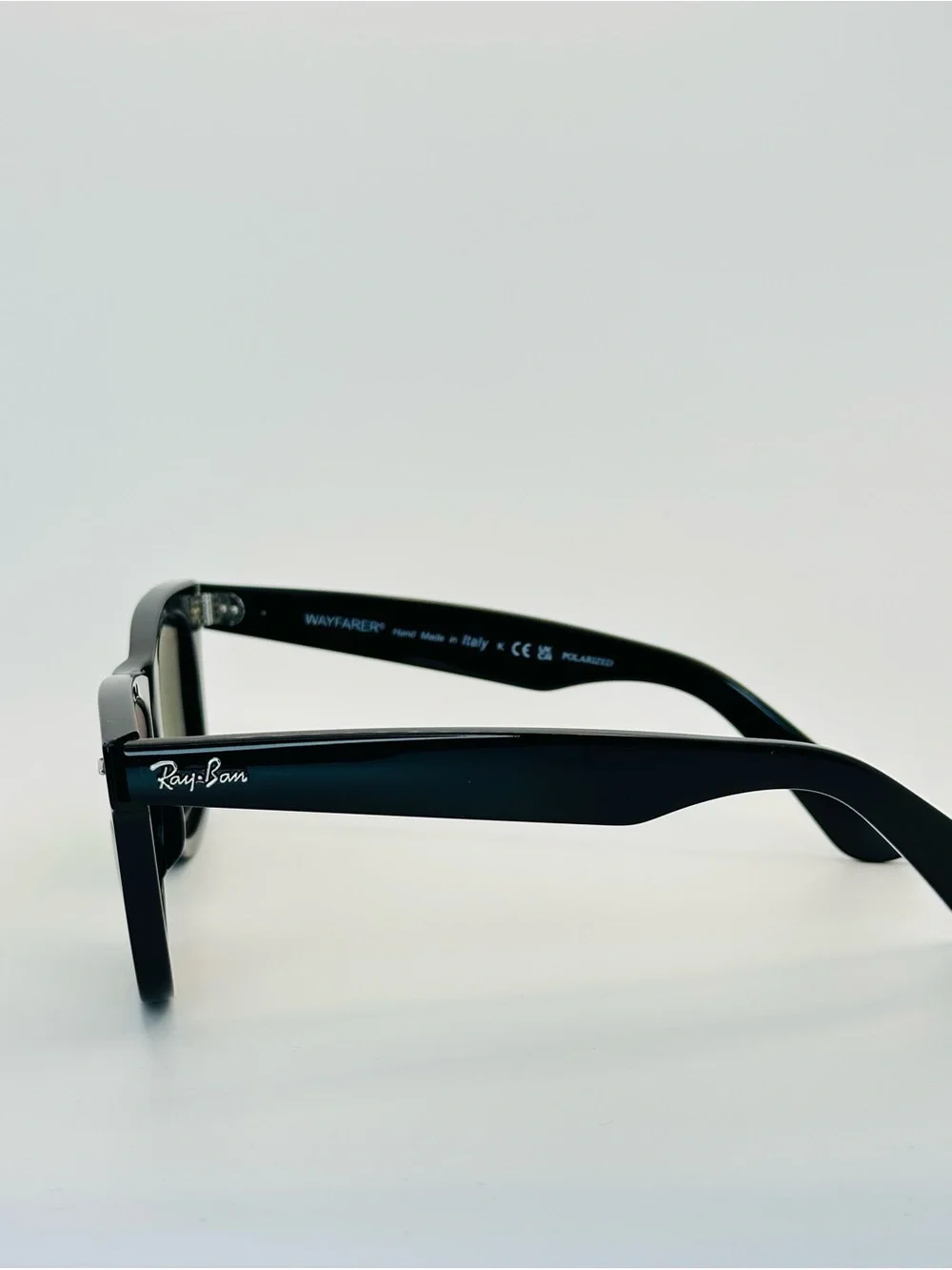 Ray-Ban RB2140 WAYFARER